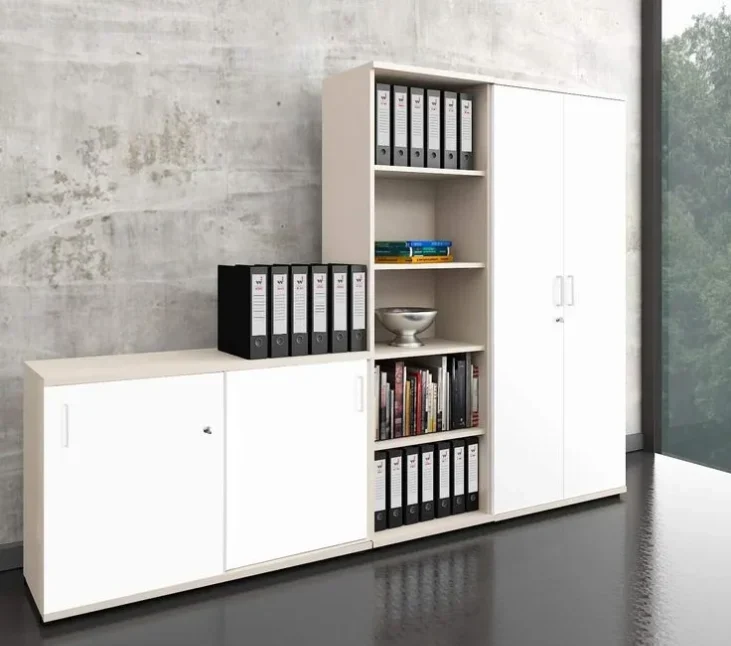Wardrobes and walk-in closets